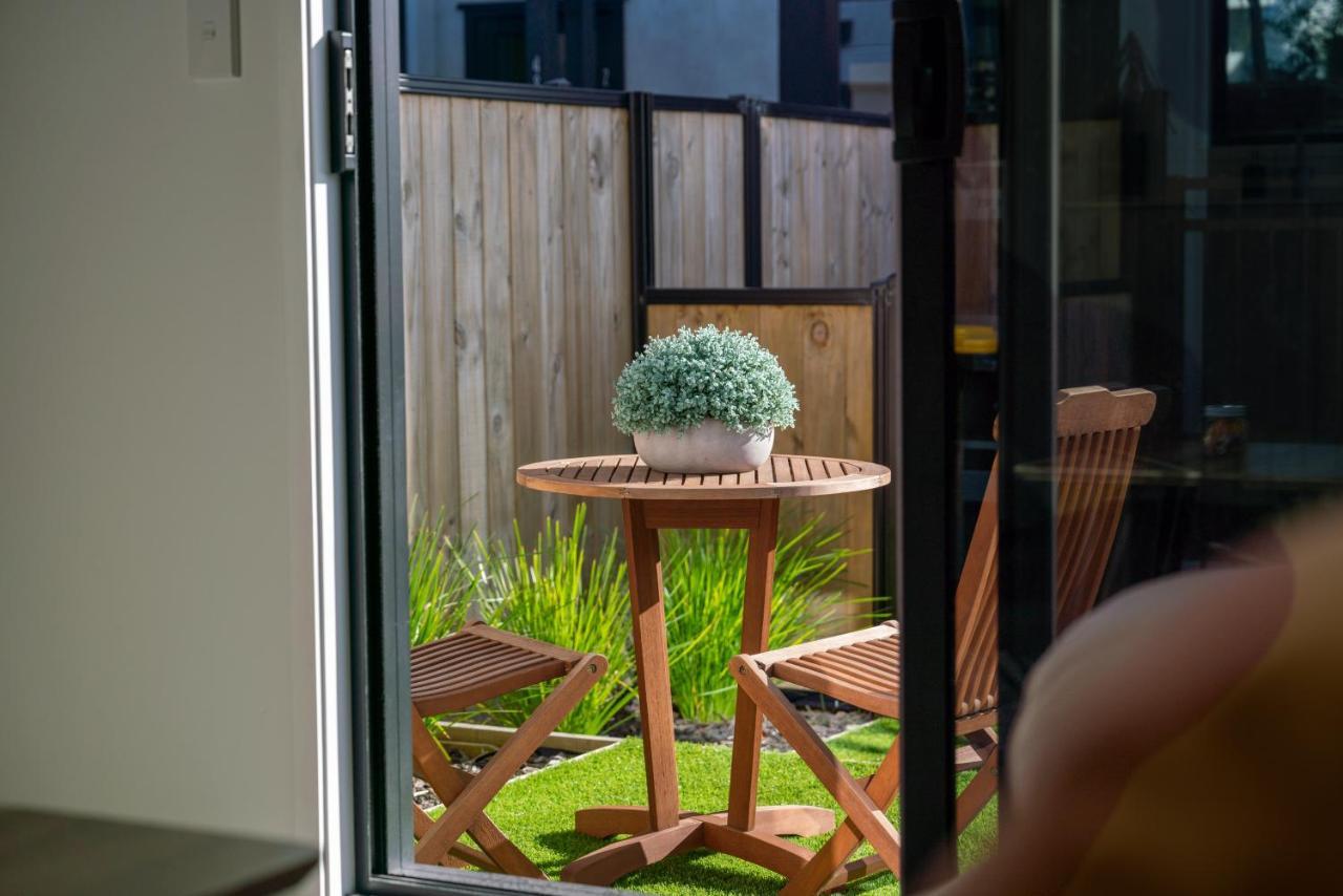 King Bed On Hagley Park Corner In The Cbd Apartamento Christchurch Exterior foto